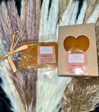 Load image into Gallery viewer, Turmeric Face Soap
